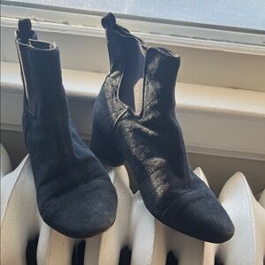 Nine West Navy Suede Ankle Booties